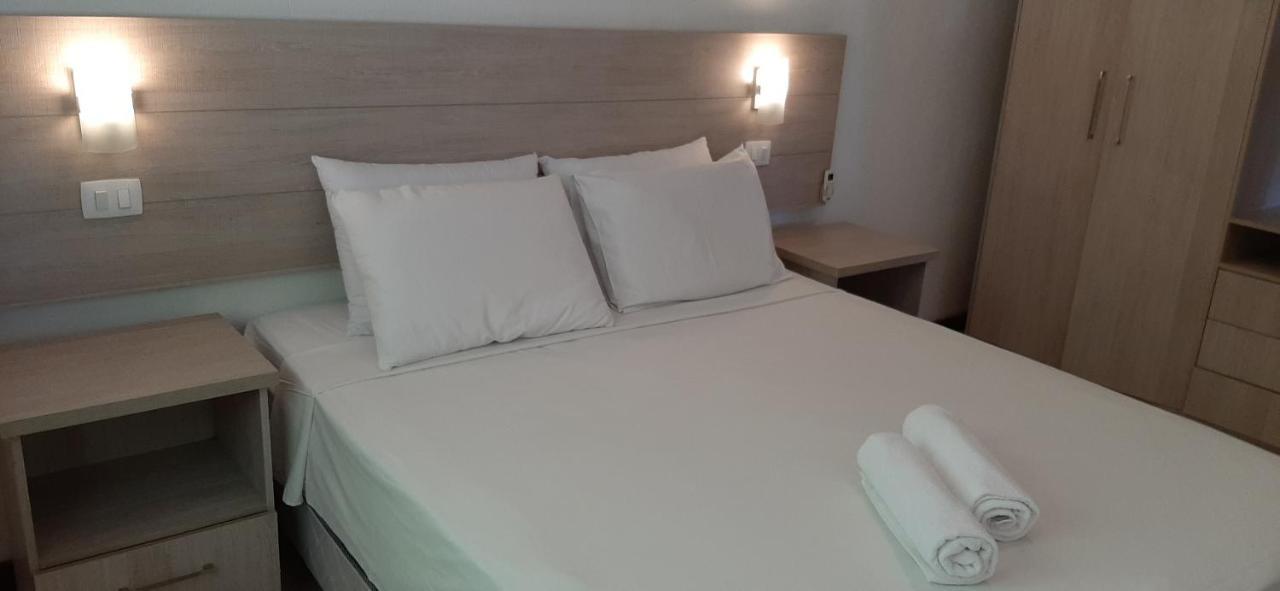 Condominio Residencial Topazio - Praia Do Muta ポルトセグロ エクステリア 写真